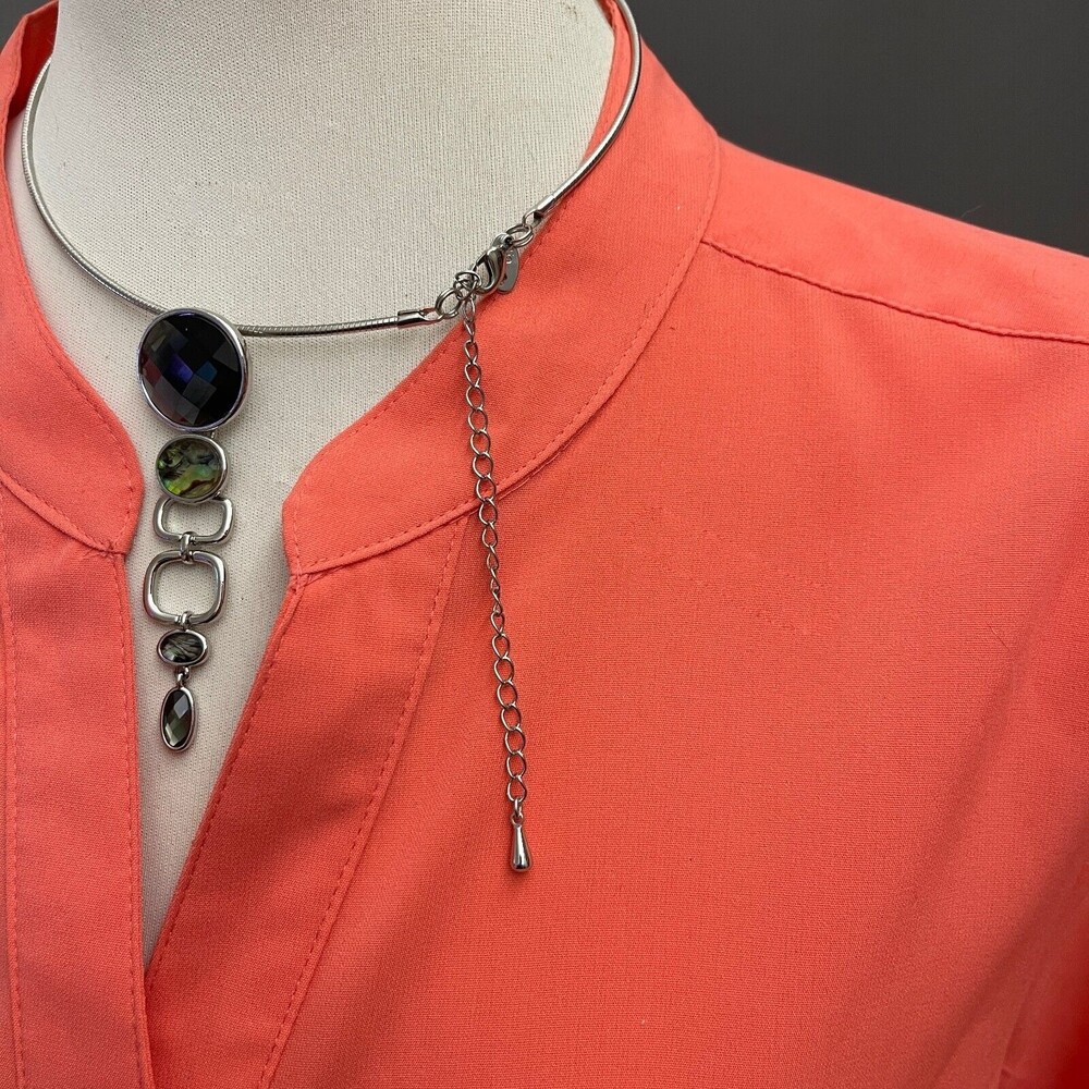 Lia‎ Sofia Silver-tone Women's Fashion Necklace with Pendant NWOT - Picture 3 of 6